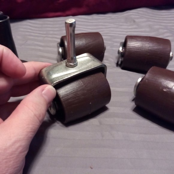 Set of 4 Heavy Duty Bed Frame Casters / Furniture Casters with 2 support posts - Picture 2 of 15